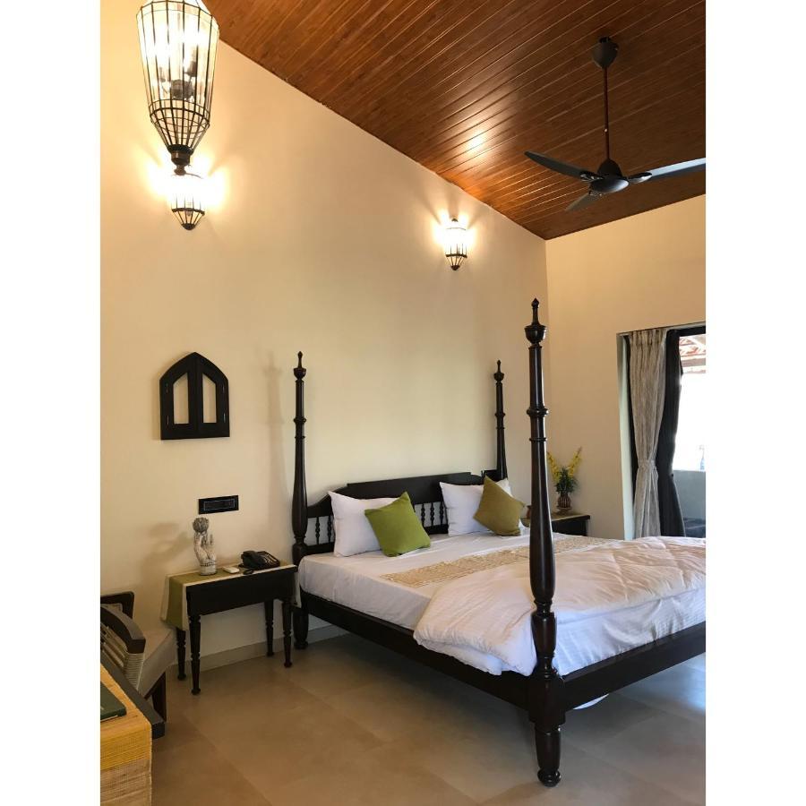 Mastiff Grand La Villae Lonavla Exterior foto