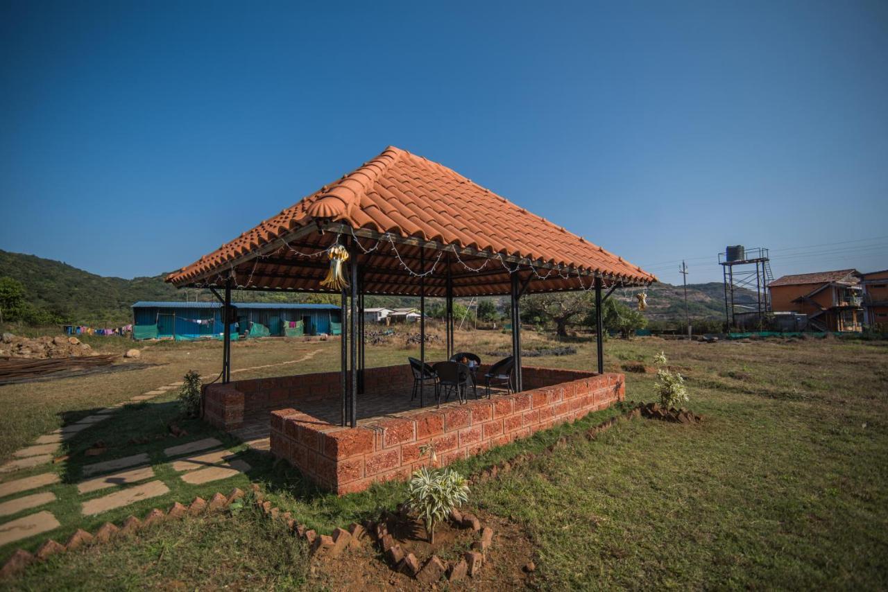 Mastiff Grand La Villae Lonavla Exterior foto