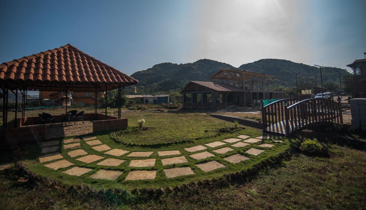 Mastiff Grand La Villae Lonavla Exterior foto