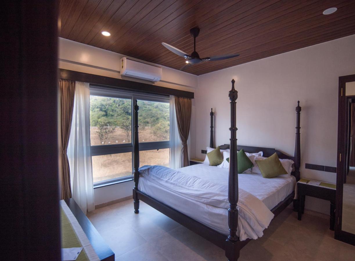 Mastiff Grand La Villae Lonavla Exterior foto