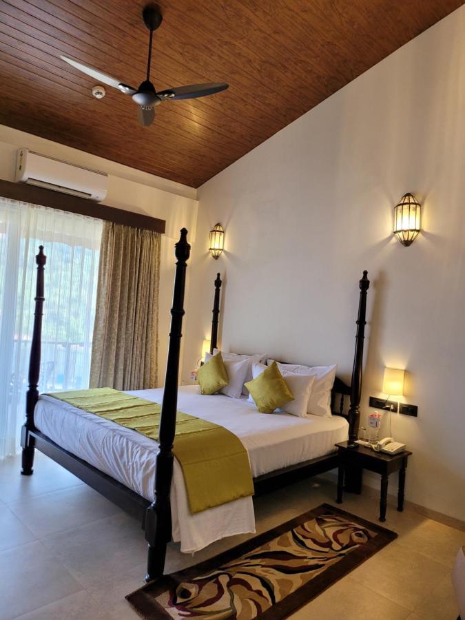 Mastiff Grand La Villae Lonavla Exterior foto